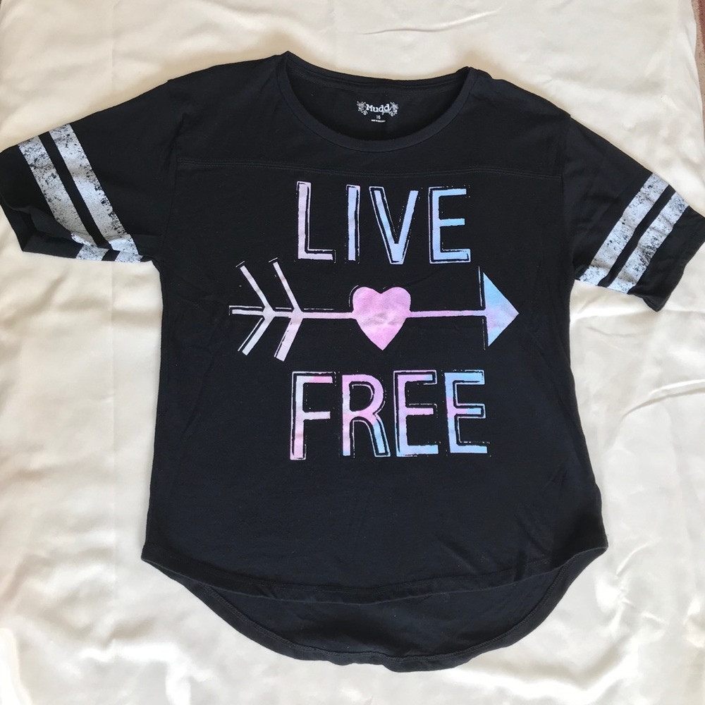 Graphic tee